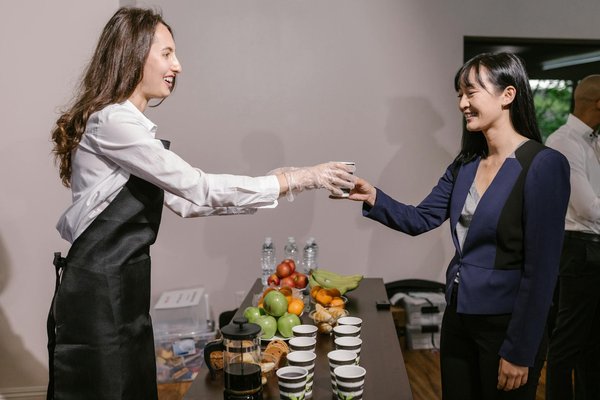 Plongée dans l"agriculture biologique et durable : apprenez en jouant à un jeu de gestion de ferme immersif